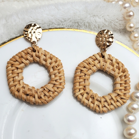 🌟5/$25 Boho Rattan Earrings - Picture 1 of 2